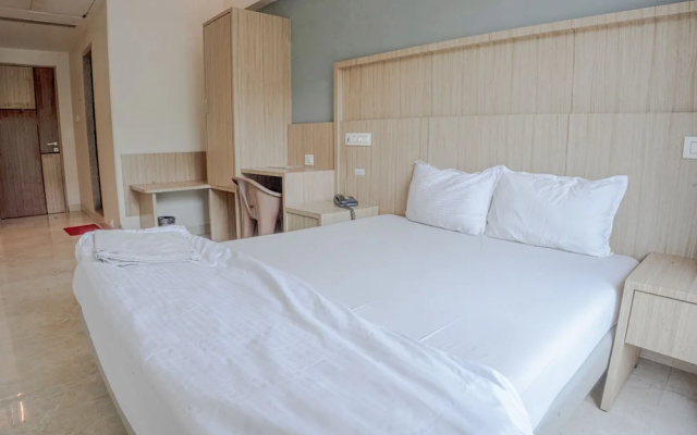 Kjsp Seasons Hotel