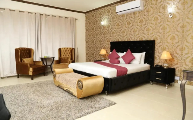 The Westin Suites Hotel