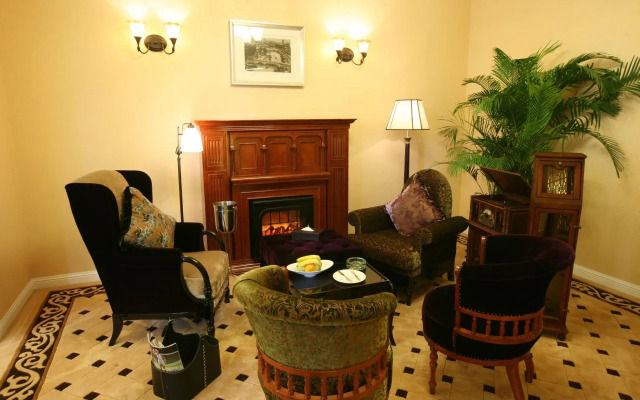 Mansion Hotel