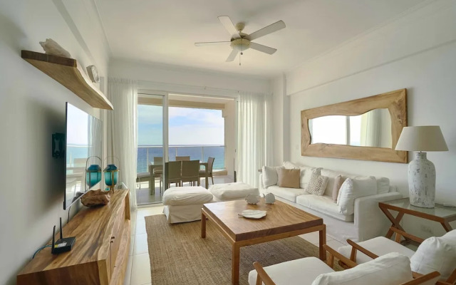 3BR Hemingway Retreat Juandolio Walktobeach GYM