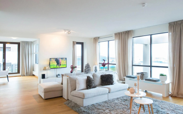 Spacious Modern Apartment in Scheveningen