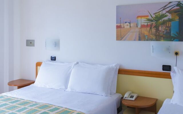 Hotel Sultano Римини комната для гостей