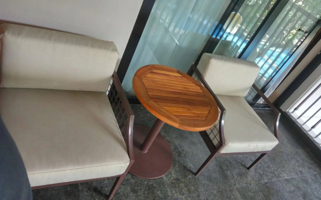 Jambuluwuk Oceano Seminyak Hotel