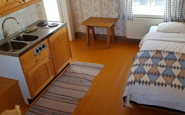 Lövångergården
