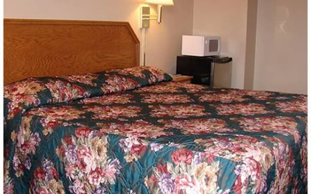 Red Carpet Inn Wind Gap