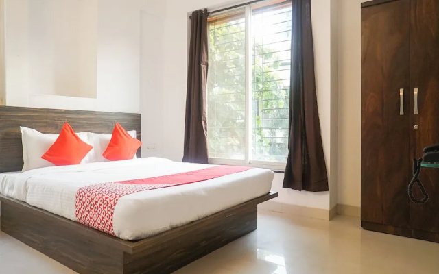 OYO 14618 Scholars Inn