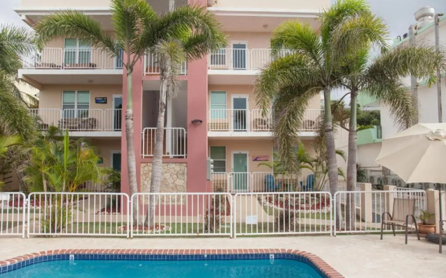 Ocean Terrace 202 - a block from Sandy Beach
