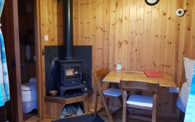 Cozy Cabin Retreat on top of the Shropshire Hills