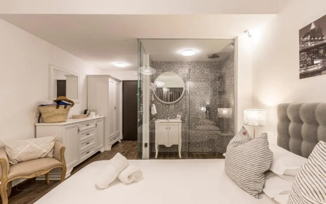 Hvar de luxe apartments 1