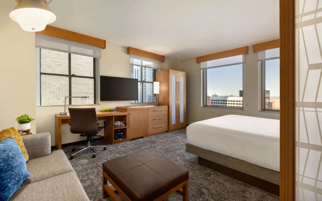 Hyatt Place Houston Downtown