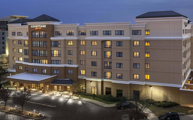 Отель Courtyard by Marriott Newark Elizabeth США, Элизабет - отзывы, цены и фото номеров - забронировать отель Courtyard by Marriott Newark Elizabeth онлайн вид на фасад