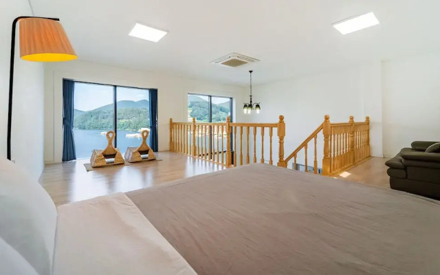 By The Sea Pension