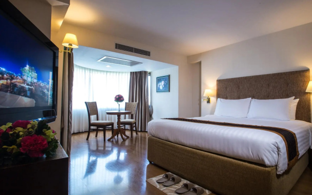Отель Furama Chiang Mai