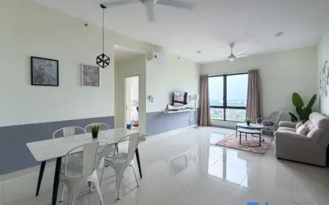 Modern Melaka City Apartments Near Jonker St