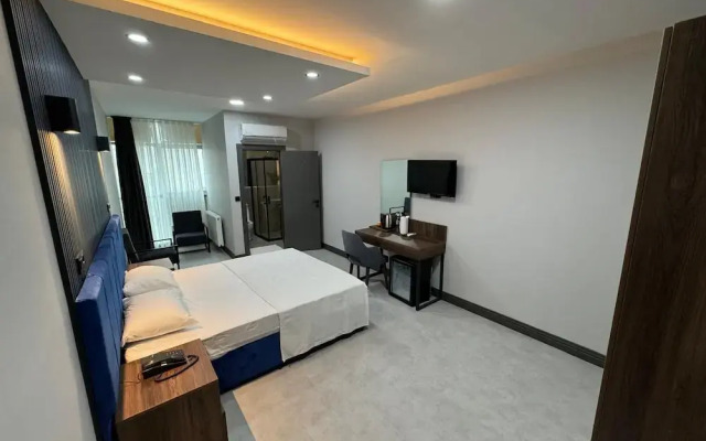 Trio Palace