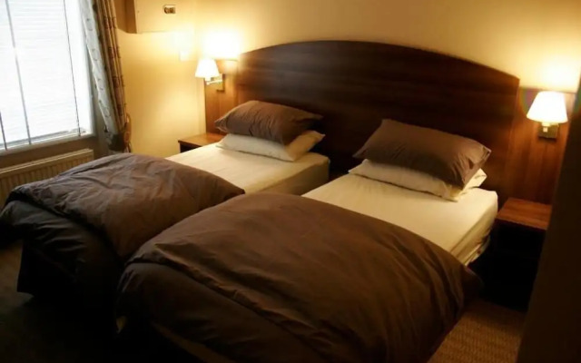 The Railway Tavern Hotel