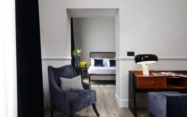 Gens Luxury Suites