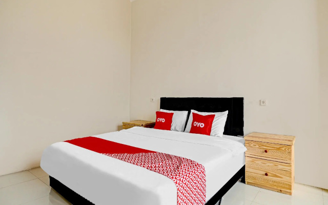 OYO 90544 Grand Redisa