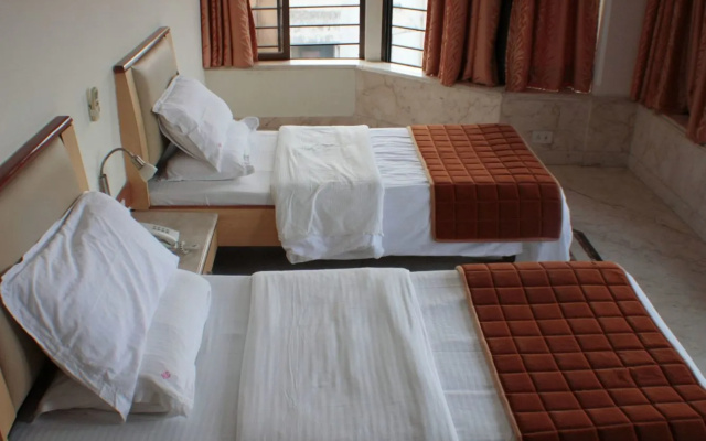 Garden Hotel