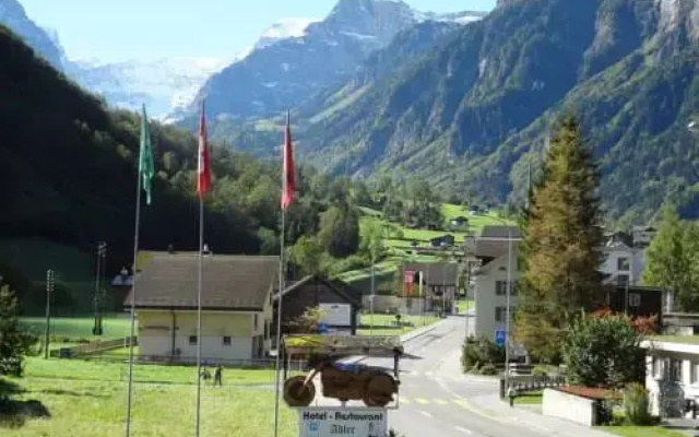 Hotel Restaurant Adler