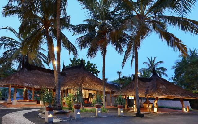 Отель The Villas at Novotel Lombok вид на фасад