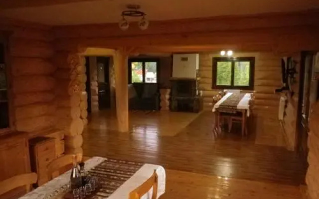 Rustic Ghetar