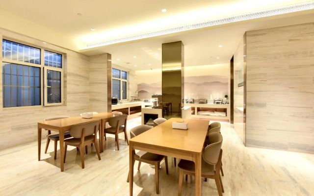 Ji Hotel Tangshan Wanda Plaza