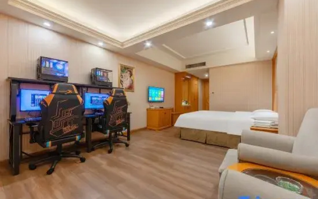 Yiqu · S Light Luxury Esports Hotel (Daojiao Branch)