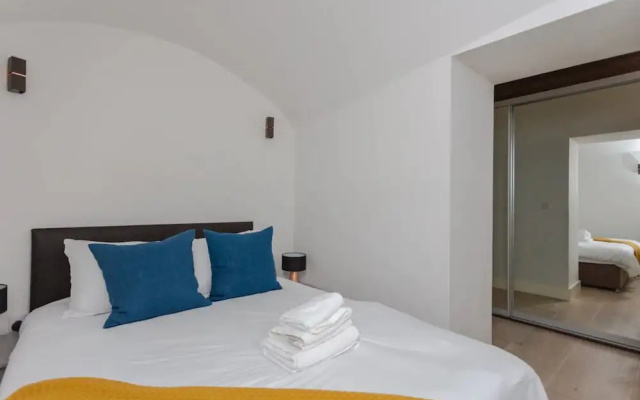 Spacious and Modern Apartment in Pimlico