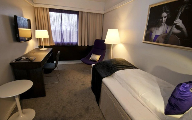 First Hotel Alstor