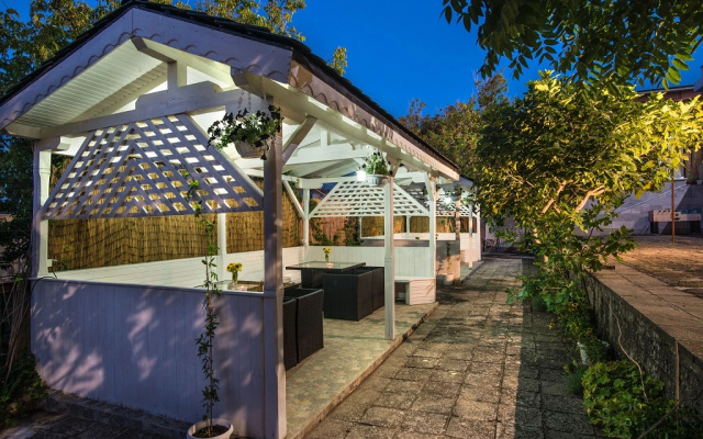 Saint Mina Hotel