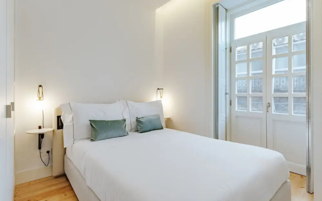 Feel Porto Cl Rigos Charm Flat 2 2
