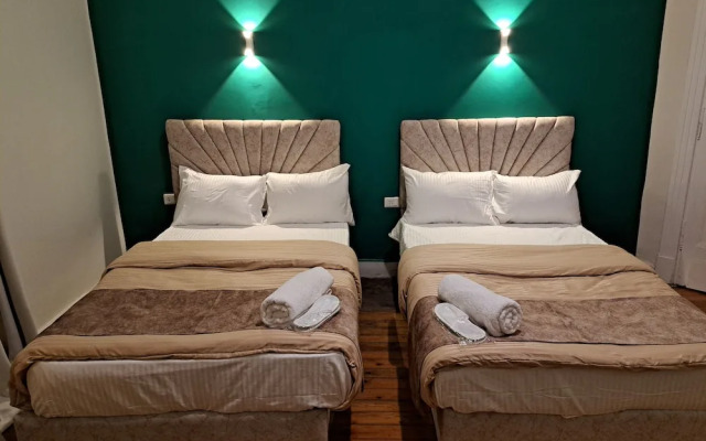 Downtown Family Suites