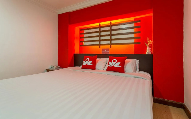 Hotel Chinatown 2 by ZEN Rooms