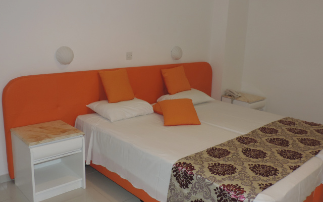 Corfu Hotel