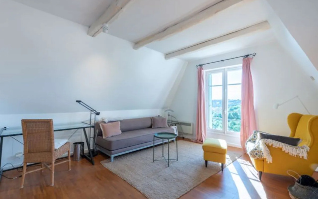 Castel Haussmann