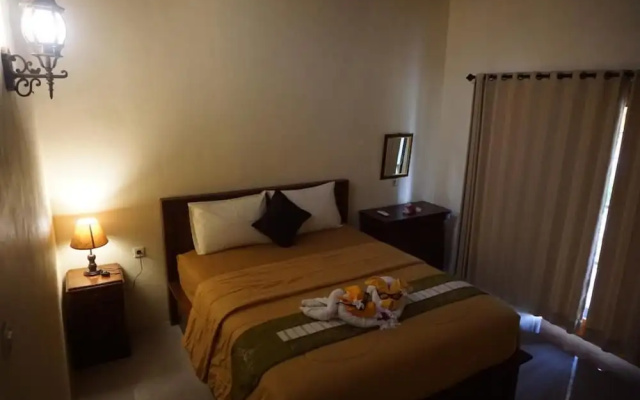 Kubu Artha Bungalow Nusa Penida