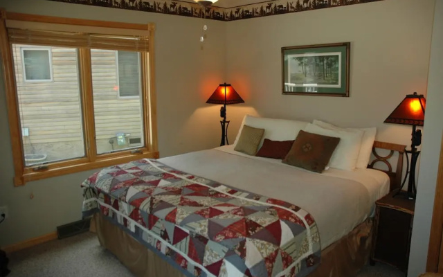 Apostle Pines 4 by Winfield Inn