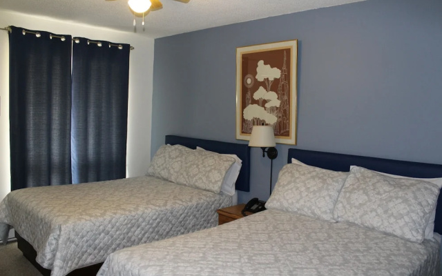 Two Rivers Motel