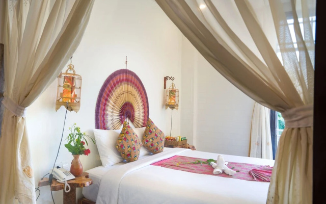 Nipa Riverside Villa