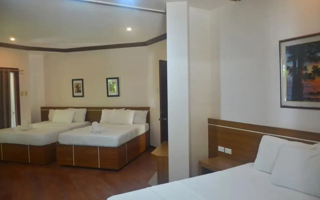 Robinland Vacation Home Badian