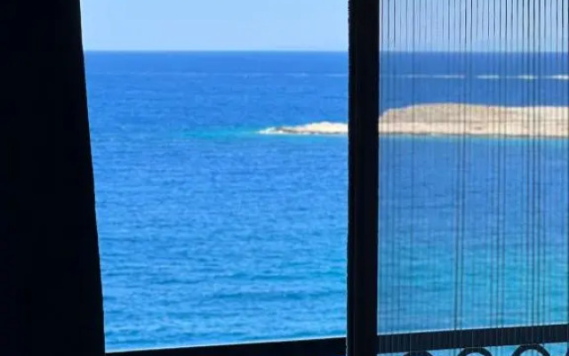 Akvaryum Butik Otel Karaburun