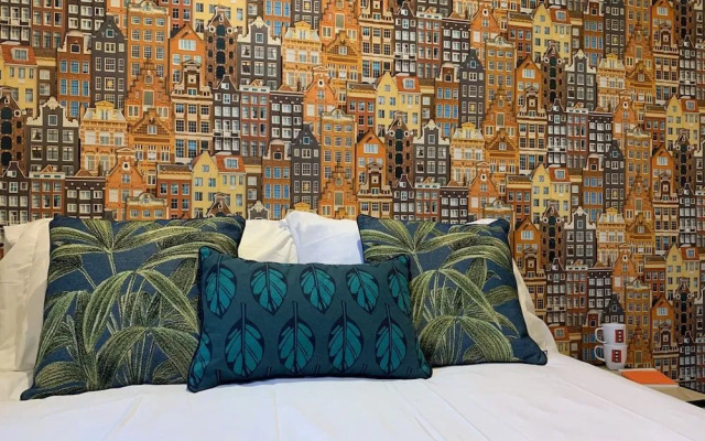 RoomWest