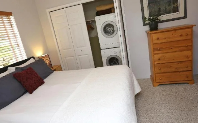Telco House B&B