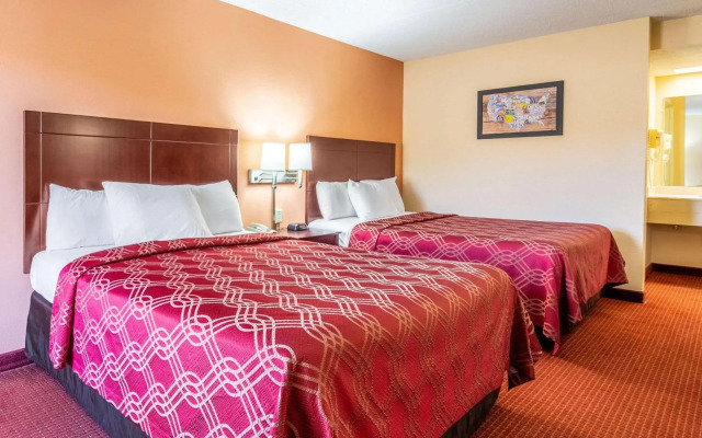 Econo Lodge Rocky Top