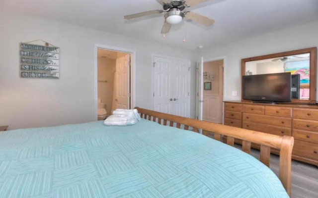 Ocean Walk 4203