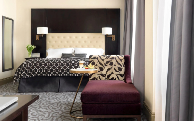 Hotel Blackhawk, Autograph Collection