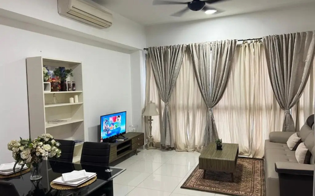 Regalia Suites & Residence studio Apartment by Enjoy your stay