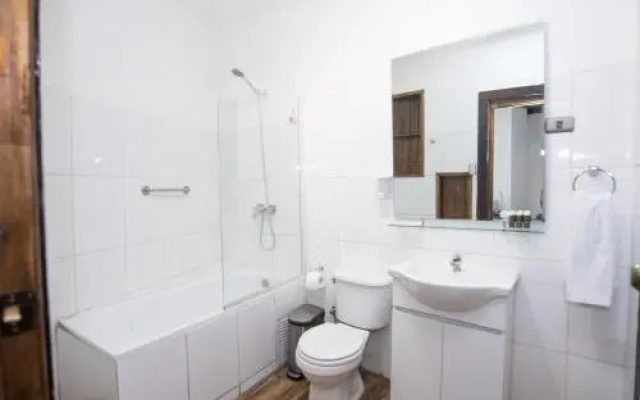 Hostel Lucia Suites