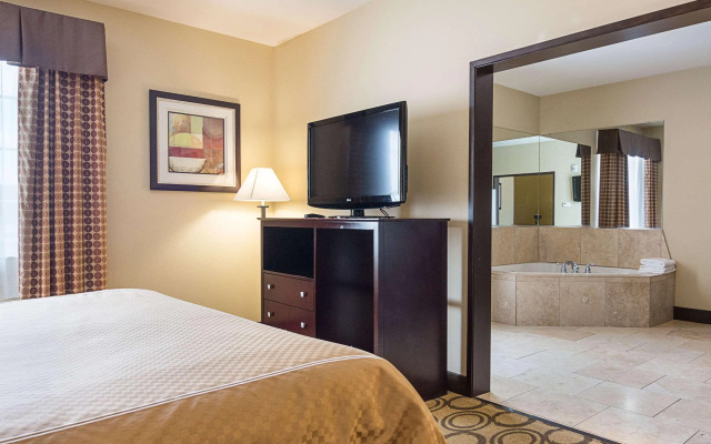 Rodeway Inn & Suites